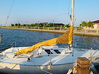 嘉義布袋遊艇港(圖為嘉義縣第一艘重型帆船-「飛旋海豚」)
